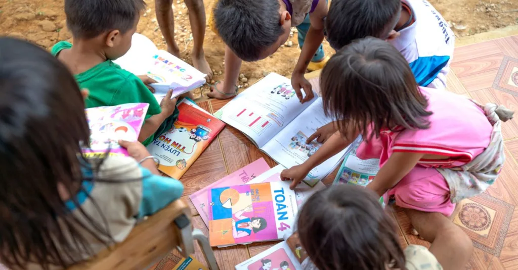découvrez l'importance de l'alphabétisation précoce pour le développement des compétences en lecture et en écriture chez les jeunes enfants.